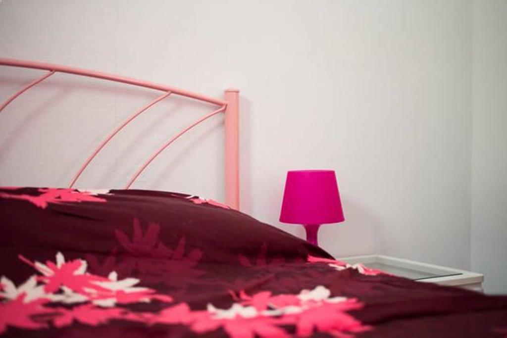 Wavedance Accommodation Salamis Bagian luar foto